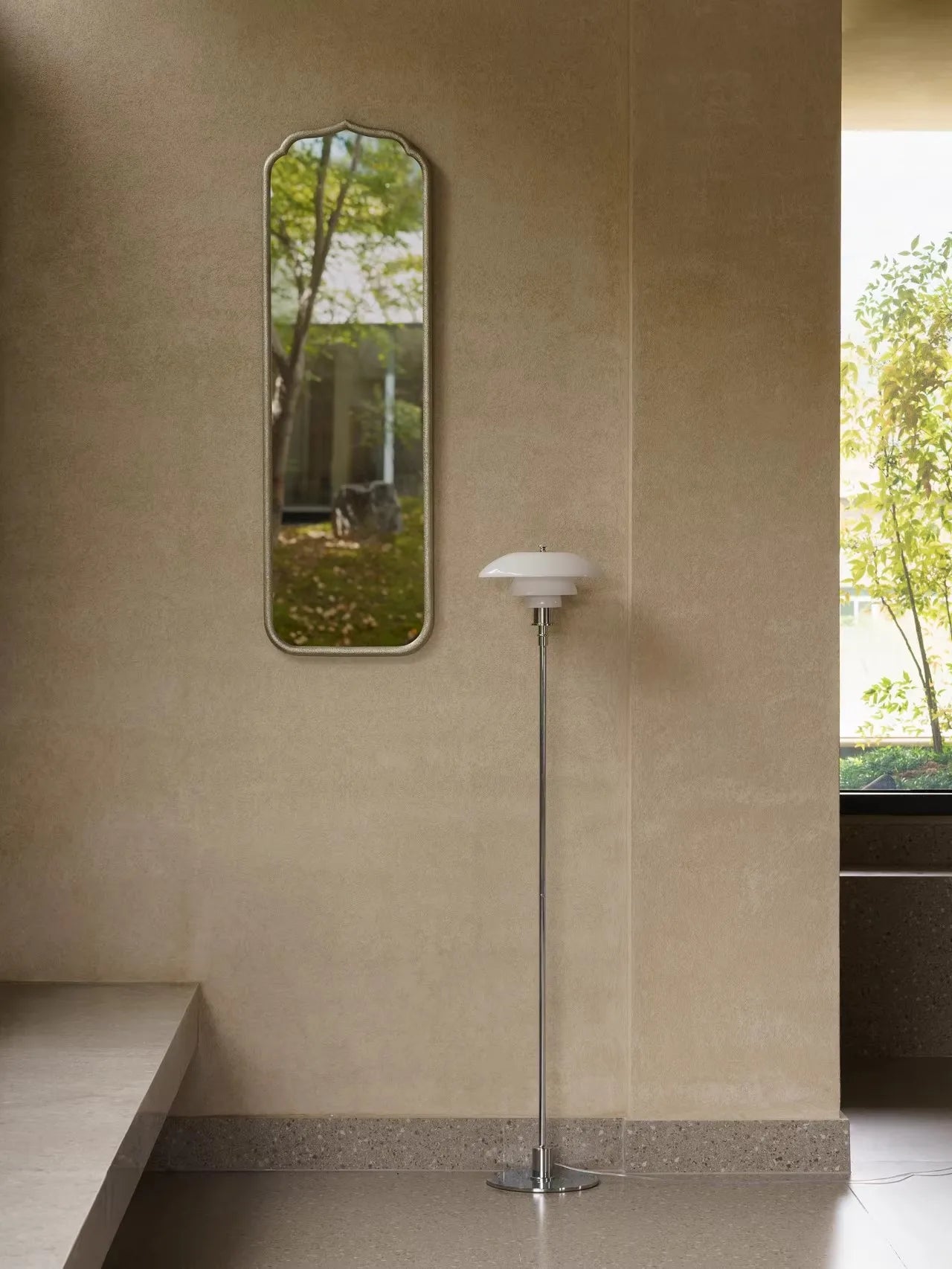 Luxury-Style Hotel Decoration Bathroom Wall-Mounted Mirror Creative Art Design Metal Narrow Frame High-Definition Vanity Mirror